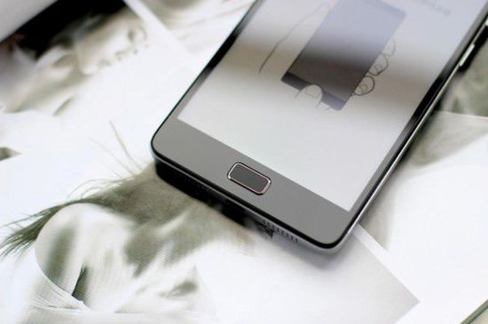 聯(lián)想P1評(píng)測 指紋解鎖超長時(shí)間續(xù)航