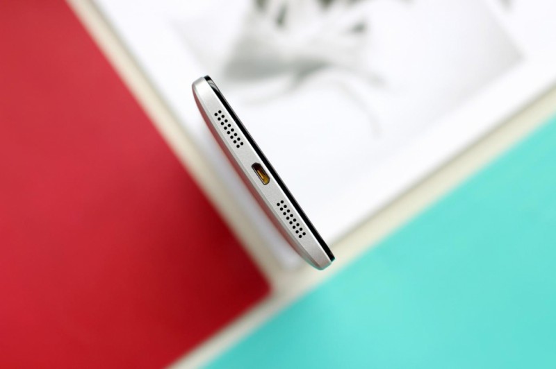 聯(lián)想P1評(píng)測 指紋解鎖超長時(shí)間續(xù)航