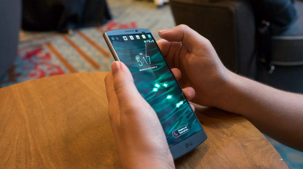 LG V10上手：雙前置攝像頭是亮點(diǎn)