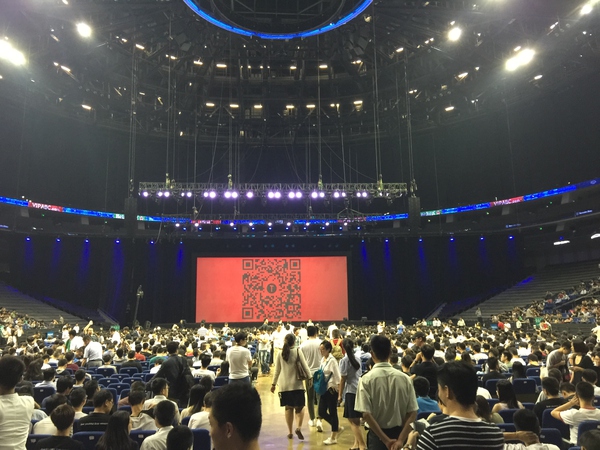 怎樣評價堅果手機的發(fā)布會？