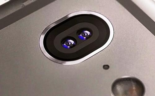 iPhone或?qū)⑴鋬擅逗笾脭z像頭