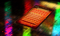我國研發(fā)光量子集成芯片 可使智能手機更強大