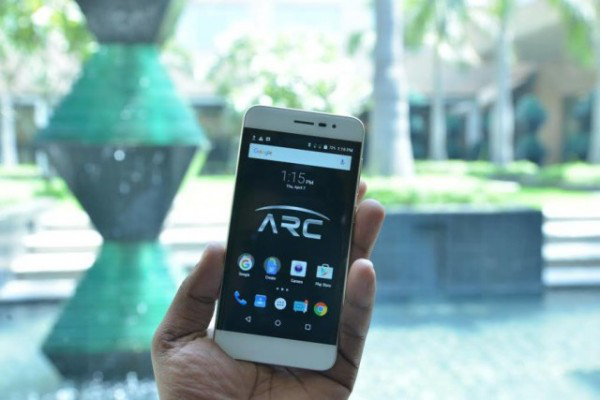 松下發(fā)布新機(jī)Eluga Arc 重返市場(chǎng)或難取得成功