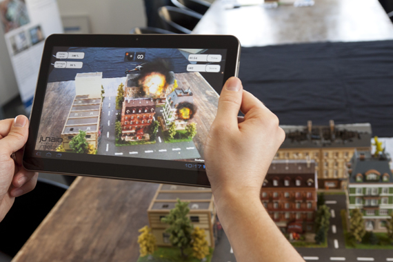 資本暗戰(zhàn)AR:這蛋糕比VR大3倍 需等5年才“出爐”