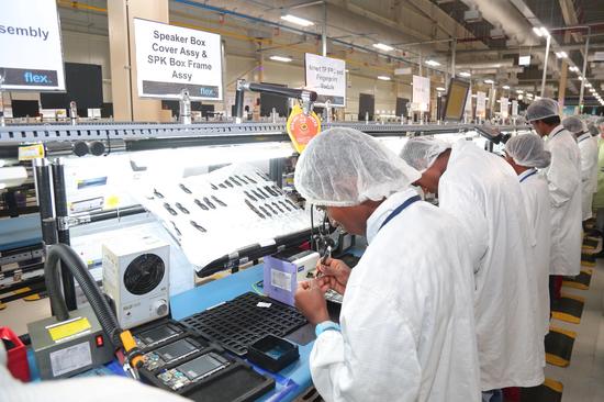 國產(chǎn)機(jī)混戰(zhàn)印度