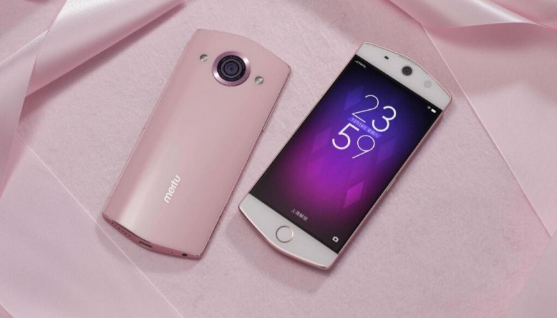 我在美圖手機的發(fā)布會走了一圈，發(fā)現(xiàn)網(wǎng)紅臉都只是屏幕中的幻象