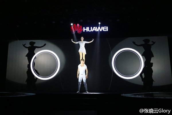 國貨威武:華為P9正式登陸越南 天后級女歌手代言