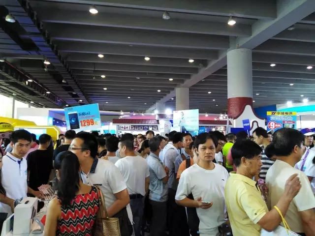 &ldquo;天翼展&rdquo;召開 中國電信豪甩億部手機銷量目標