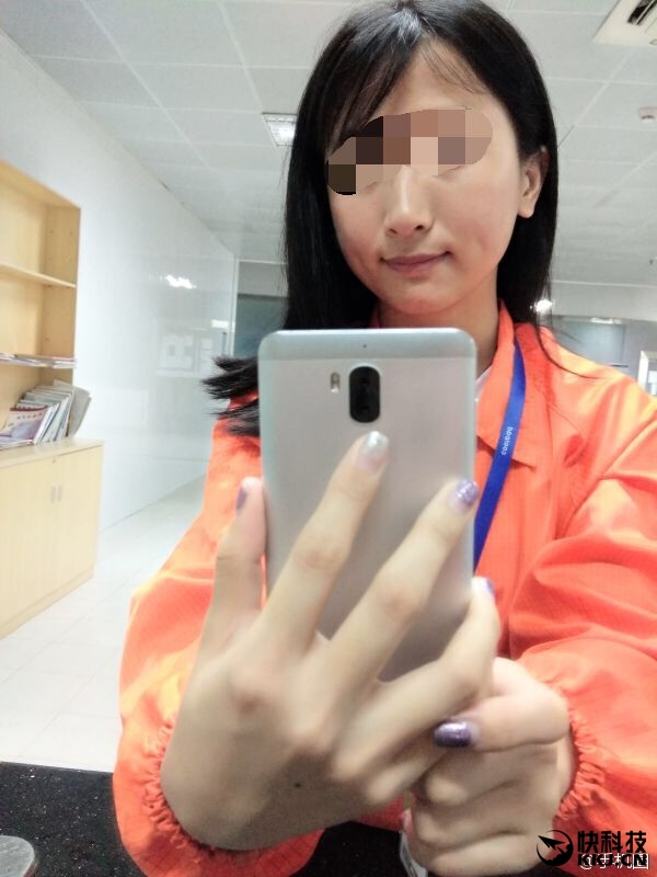 酷派樂視合體手機(jī)首曝：雙攝、雙系統(tǒng)