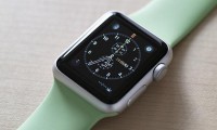 第二代Apple Watch變薄 屏幕玻璃技術(shù)亮了