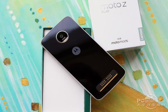聯(lián)想拋手機殺手锏:Moto Z一定搶到蘋果和三星的份額