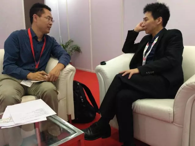 [合力泰獨(dú)家冠名]印度手機(jī)節(jié)第二天:手機(jī)報(bào)接受國內(nèi)外媒體采訪