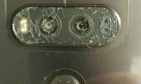 LG質(zhì)量門(mén)：LG新機(jī)V20攝像頭玻璃自爆 老外吐槽