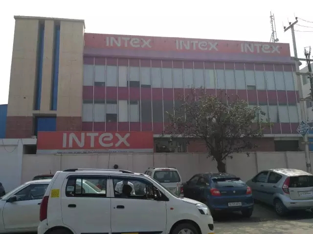 中國手機產(chǎn)業(yè)觀察團走進Intex、聞尚