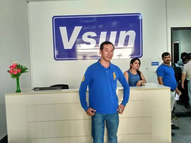 中國手機產(chǎn)業(yè)觀察團走進Intex、聞尚