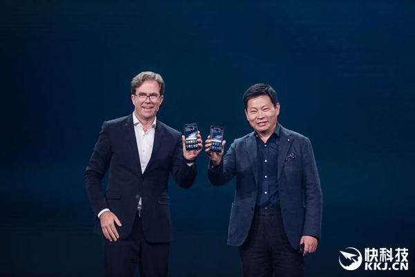 雙曲面保時捷版Mate 9用的哪家屏？原來是三星