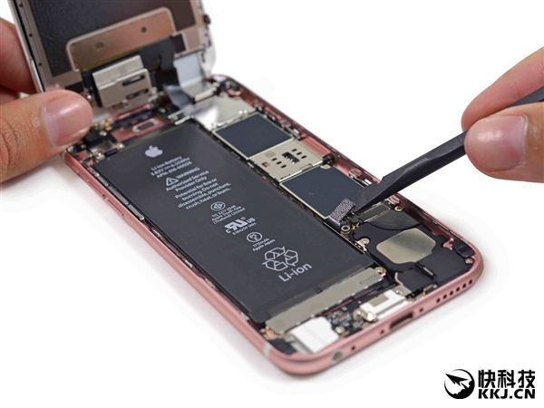 iPhone 6s頻繁自動(dòng)關(guān)機(jī)！蘋果：免費(fèi)換電池