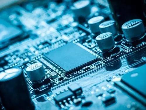 國(guó)產(chǎn)缺失:2016年前十個(gè)月中國(guó)耗費(fèi)1.2萬億元進(jìn)口芯片