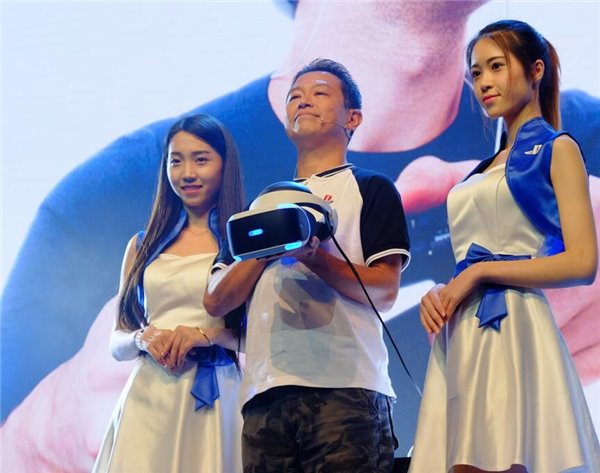 2016年索尼PS VR成王者,銷量遠(yuǎn)超HTC Vive