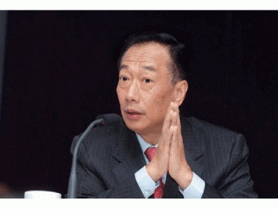 不愿錯過蘋果iPhone8訂單：郭臺銘親訪OLED屏幕工廠