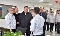 回訪習(xí)近平考察重慶京東方：讓創(chuàng)新成為企業(yè)“活的靈魂”
