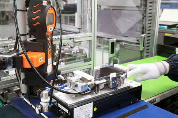 資料圖:三星移動總裁高東真就Note7燃損事件道歉