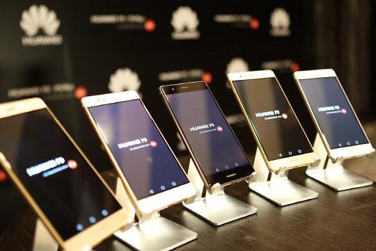 2016年華為手機(jī)全球出貨量比OPPO多出4400萬(wàn)部