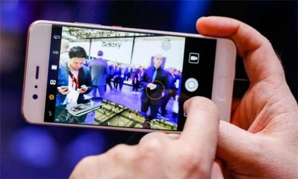 中國手機(jī)廠商站穩(wěn)本土市場，即將全球擴(kuò)張