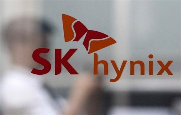 斥資174億美元，富士康或聯(lián)手海力士競購東芝閃存業(yè)務