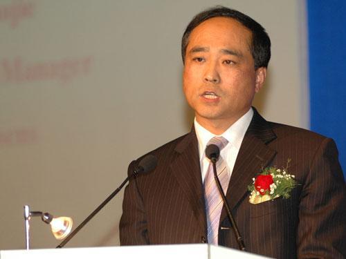 楊元慶：聯(lián)想挖來多位高管 為重振中國手機業(yè)務(wù)