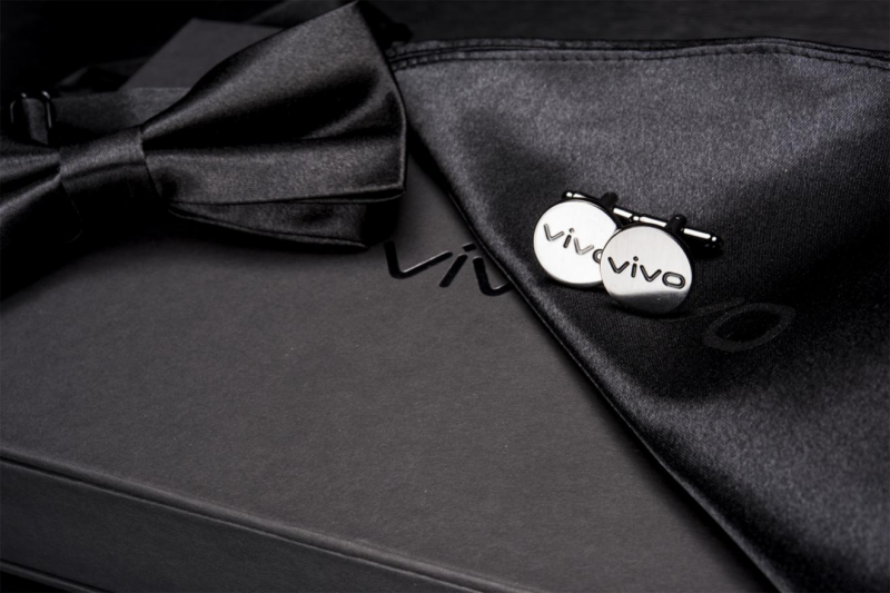 萬眾期待的旗艦終于來了:Xplay6 磨砂黑邀請函曝光