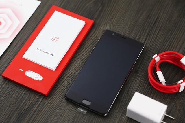 手機(jī)滿意度排行榜：華為倒數(shù)第一，第一意外