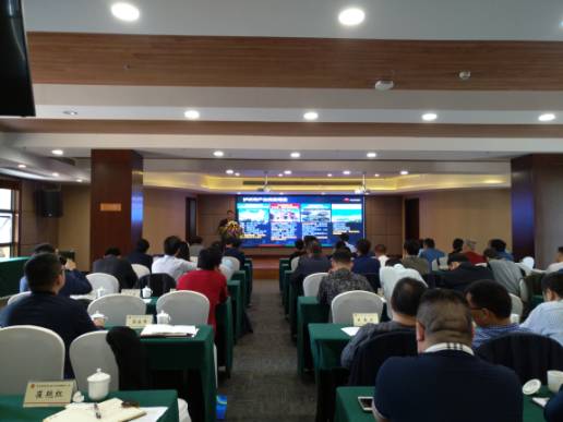 “手機(jī)產(chǎn)業(yè)轉(zhuǎn)移趨勢下的風(fēng)險與機(jī)遇”高峰論壇圓滿結(jié)束