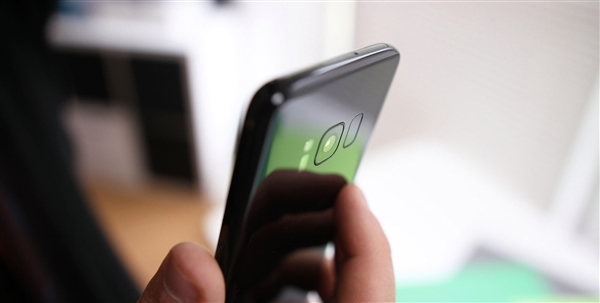 三星S8背后指紋識(shí)別實(shí)測(cè):讀取竟然要6秒