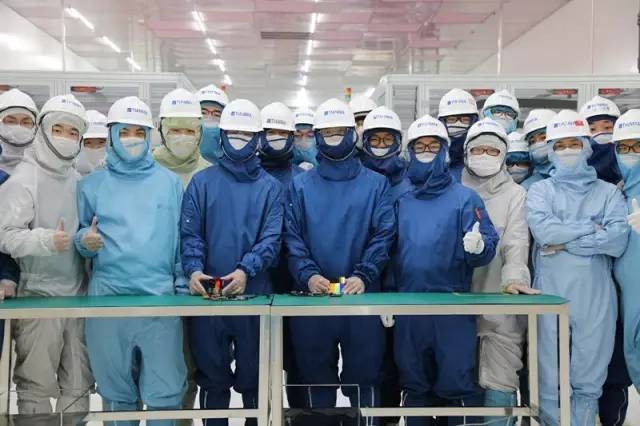 天馬第6代 LTPS AMOLED產(chǎn)線中國(guó)率先點(diǎn)亮