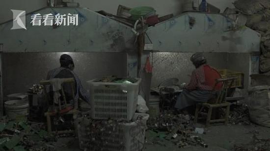 從舊手機中提煉黃金 每年數(shù)噸