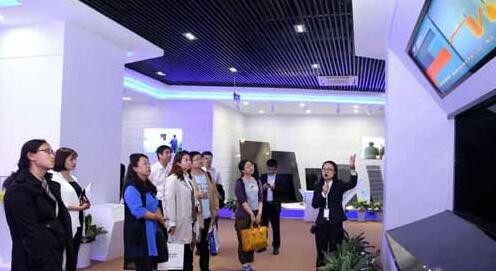 一片倔強(qiáng)的玻璃"解鎖"美日壟斷 東旭集團(tuán)"蝶變"中國(guó)創(chuàng)造