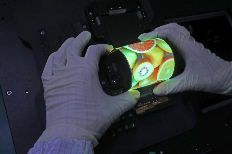 京東方成都第6代柔性AMOLED生產(chǎn)線點(diǎn)亮投產(chǎn)