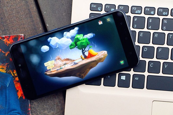 ivvi與電信達(dá)成戰(zhàn)略合作 首款裸眼3D全網(wǎng)通手機(jī)今日線下首發(fā)