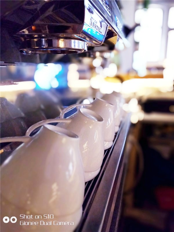 金立S10官方拍照樣張出爐:四攝虛化效果驚艷