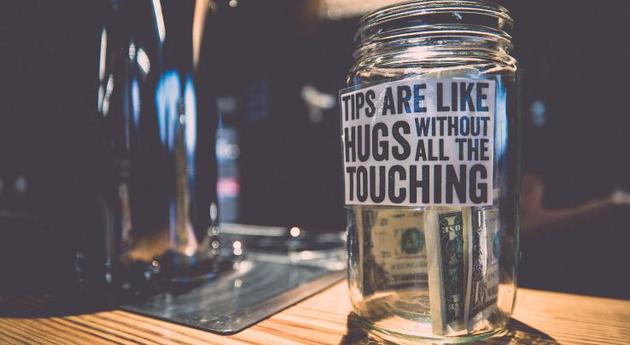 蘋果正式規(guī)定“打賞”分三成 美媒:有利內(nèi)容制作者