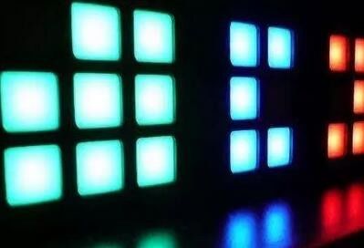 Micro LED產(chǎn)業(yè)化：蘋果/三星等巨頭積極搶進(jìn)布局