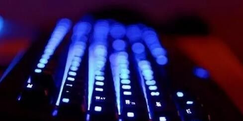 Micro LED產(chǎn)業(yè)化：蘋果/三星等巨頭積極搶進(jìn)布局