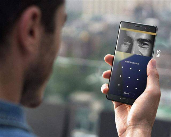 華為Mate10會給大家一個驚喜，屏內(nèi)指紋加刷臉！