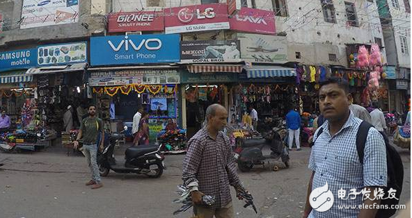 印軍連夜撤離洞朗：中印對(duì)峙的背后！中國(guó)手機(jī)在印度的產(chǎn)業(yè)該何處何從？