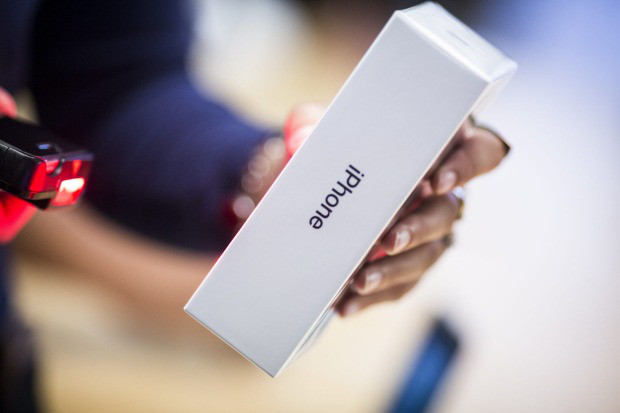 iPhone 8扛起大旗 將推動(dòng)無線充電技術(shù)快速普及