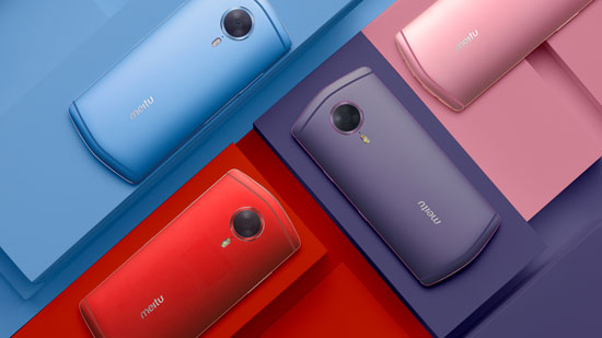 美圖公布3款新機(jī) 雙攝T8s主打電影級(jí)虛化