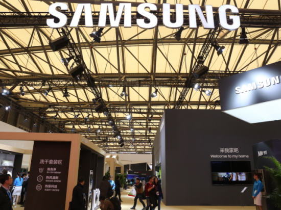 三星擴(kuò)大柔性O(shè)LED屏上投資 搶占更多智能屏幕商機(jī)