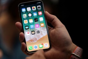 華爾街諸多分析師對iPhone X充滿信心 看漲蘋果股價