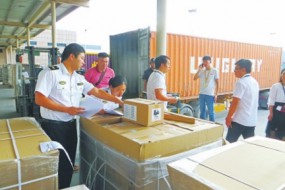 27.8萬臺iPhone 8 Plus從鄭州發(fā)貨